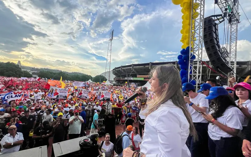 Paloma Valencia lanzó política para colombianos en el exterior