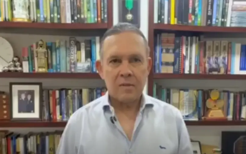 Efraín Cepeda anuncia respaldo a De la Espriella
