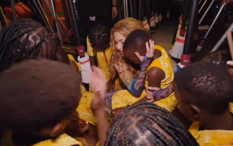 Shakira rompió en llanto al despedirse de los Ghetto Kids