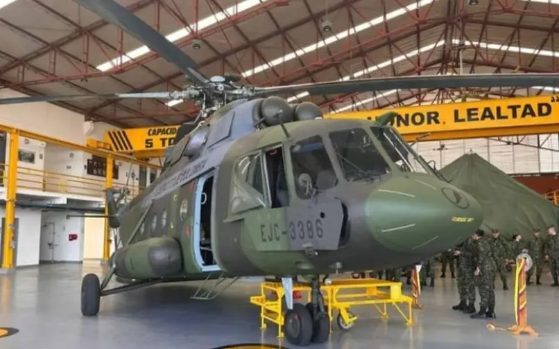 Helicóptero ruso M-17