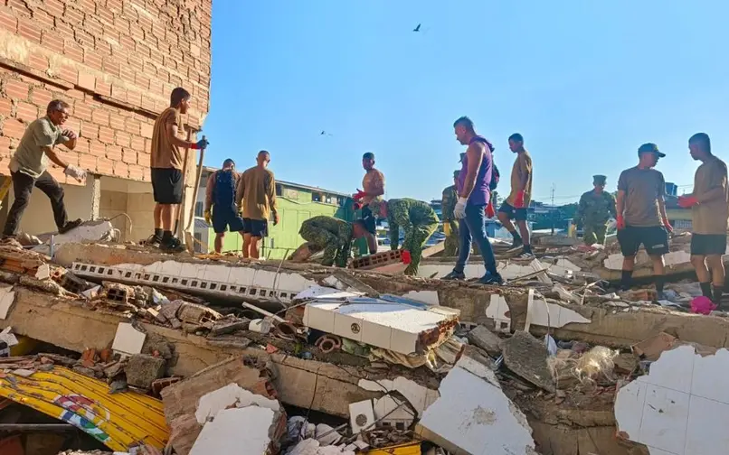 Labores de rescate tras terremoto en Buenaventura, Valle del Cauca