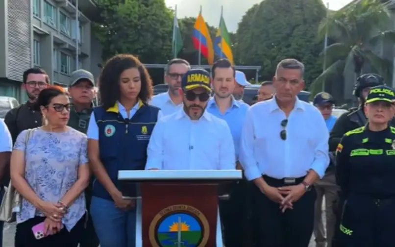 Abelardo de la Espriella anuncia recursos y subsidios para damnificados