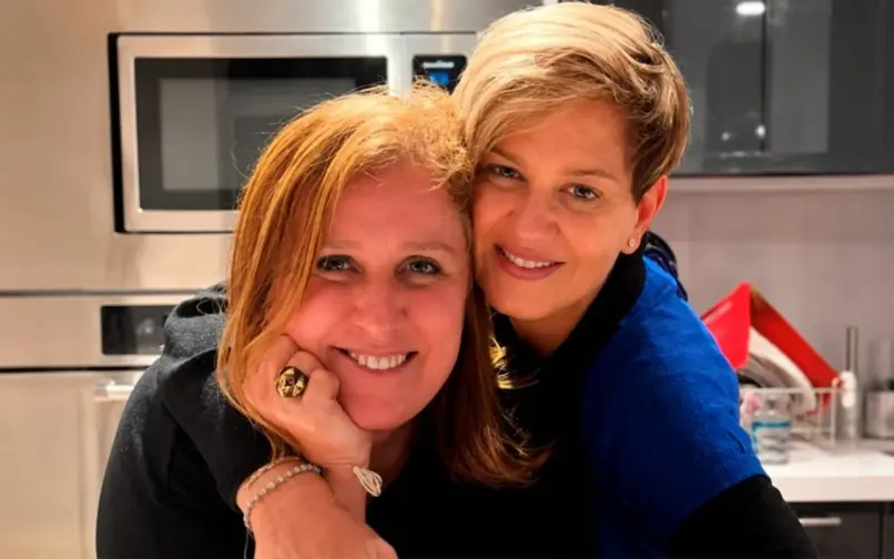 Eva Ferrer y Verónica Alcocer