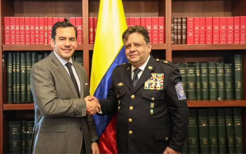 Ministro Rodrigo Lara y Capitán Germán Miranda