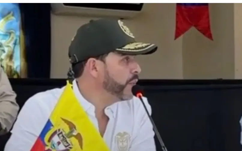 “Bajo el esquema suyo de corrupción yo no trabajo”: presidente De la Espriella advierte a alcalde Yahir Acuña
