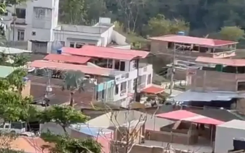 Ataque contra estación de Policía en El Peñol, Nariño, obliga a familias a refugiarse