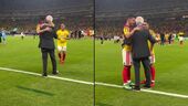 Abrazo James