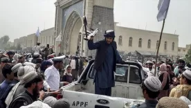 Talibanes ingresan a Kabul luego de que el presidente saliera del pais