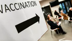 Vacunación obligatoria para varias profesiones en Francia