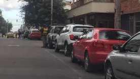 Definidas tarifas por parquear en vías de Bogotá