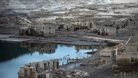 Reaparece un pueblo sumergido bajo el agua desde hace más 30 años en España 