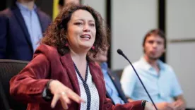 Angélica Lozano regresará al Senado en el 2022