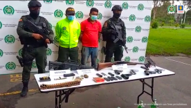 Capturado hombre que almacenaba armamento en su vivienda