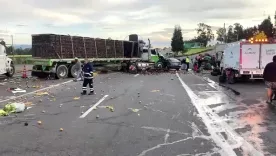 Múltiple accidente tras imprudencia vehícular en vía Chía - Bogotá