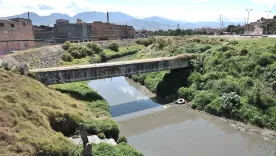 Hallan cadáver con signos de tortura en Río de Bogotá