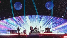Coldplay interpretó canción de Bad Bunny y J Balvin en Bogotá