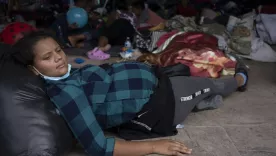 Una mujer de 20 años, embarazada de seis meses, en el campamento de migrantes de Reynosa, Tamaulipas, México.