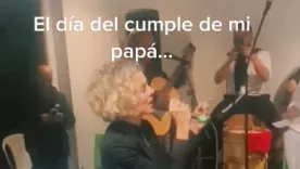 Margarita Rosa de Francisco le canta a su padre