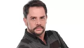 Héctor Parra actor