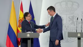 Petro y Sánchez España