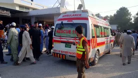Ataque letal al noroeste de Pakistán, dejando 35 muertos y más de 100 heridos