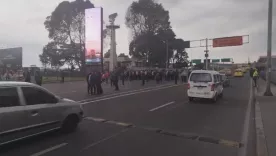 Taxistas bloqueo 26