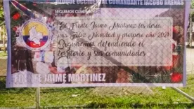 vallas promocionales de disidencias de Farc