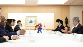 Laura Sarabia en Japón