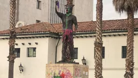 Monumento vandalizado