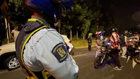 Operativos de las autoridades controlando los piques ilegales 