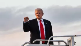 donald trump en avion presidencial