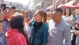 Momento del acoso a la presidenta Claudia Sheinbaum