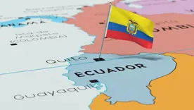 Bandera y ubicación geográfica de Ecuador