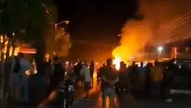 Manifestaciones en sede del Partido Comunista en Morón en Cuba