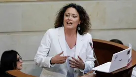 Senadora Angélica Lozano 26