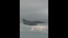 Kfir vuelo comercial