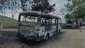 Vehiculo incinerado en zona rural de Tuluá, Valle del Cauca