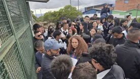 La ministra Yesenia Olaya en el Colegio Sierra Morena en Ciudad Bolívar