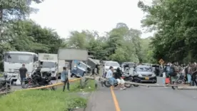 robos en bloqueo en vía a Buenaventura