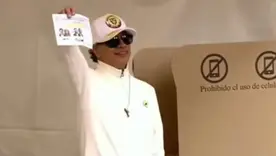 Presidente Petro instala las votaciones y vota