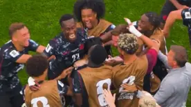Selección de Canadá en celebración de gol