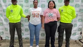 mujeres engañan a policías y la justicia actúa