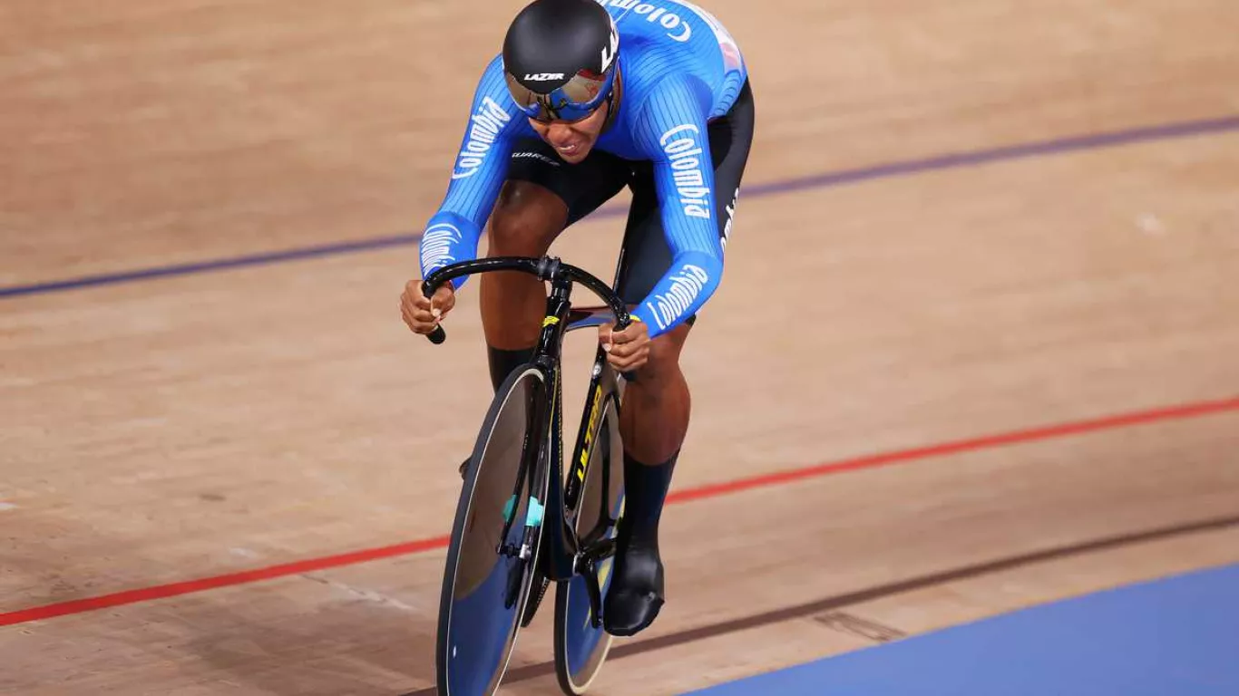 Kevin Quintero ciclista de pista colombiano