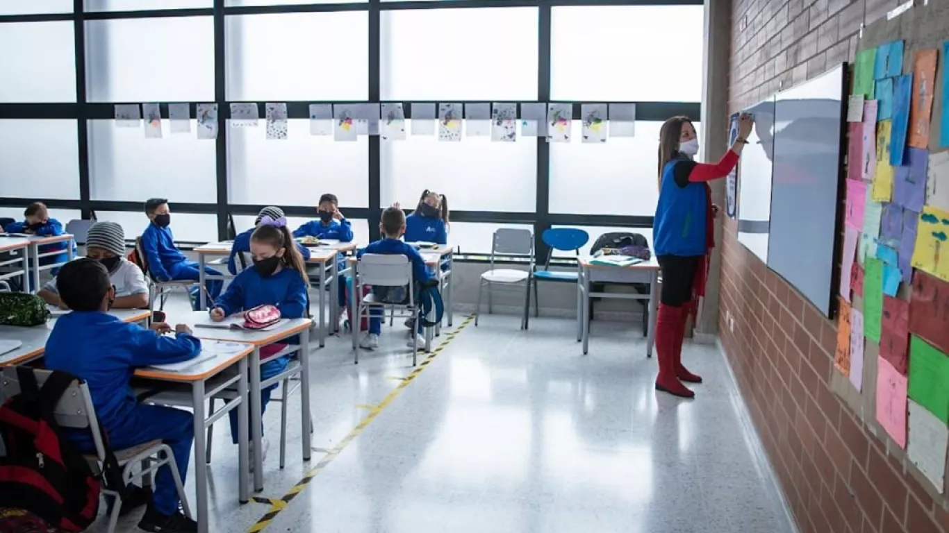 Alcaldía de Bogotá entrega el Colegio El Nogal