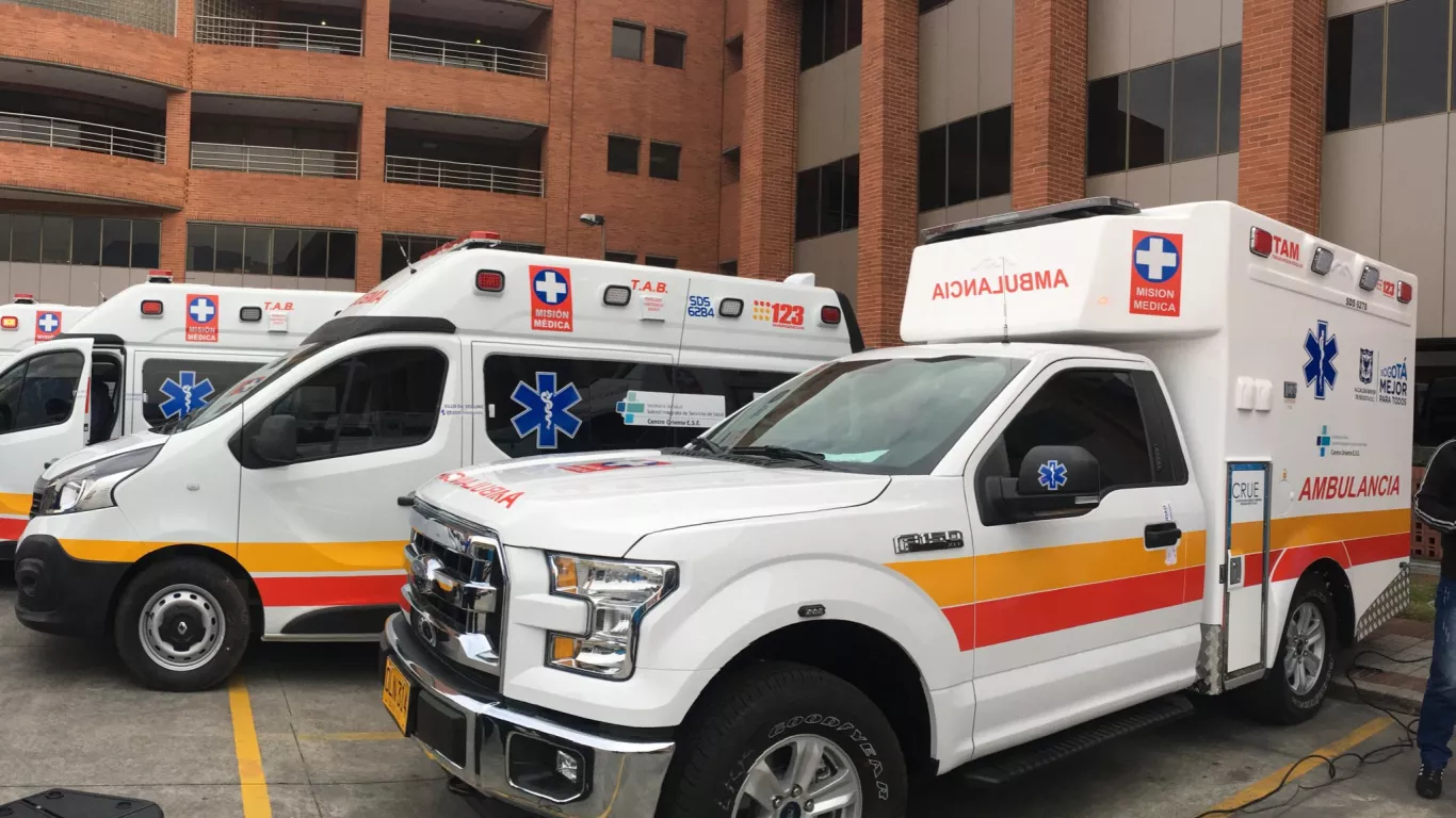 Adulto mayor fue arrollado por conductor de ambulancia en Bogotá