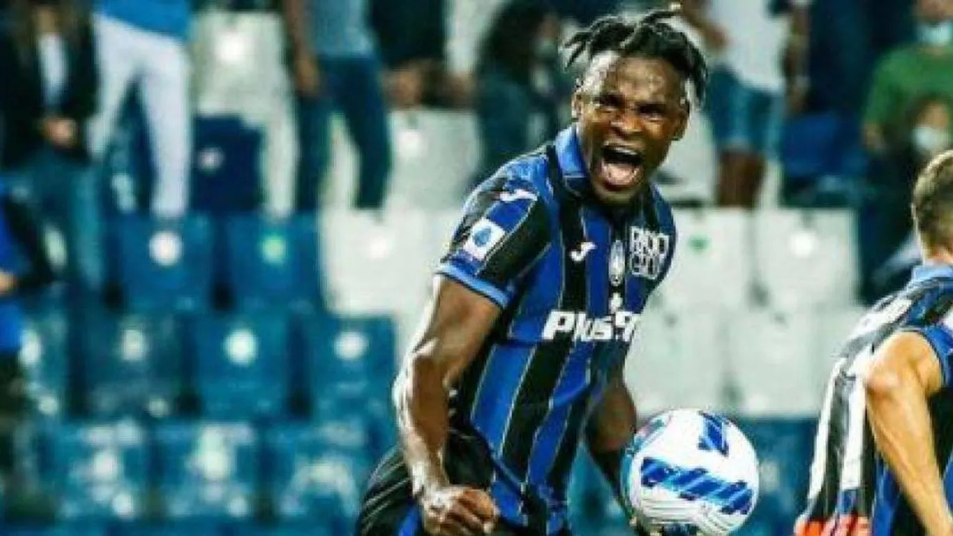 Duván Zapata completa 100 goles