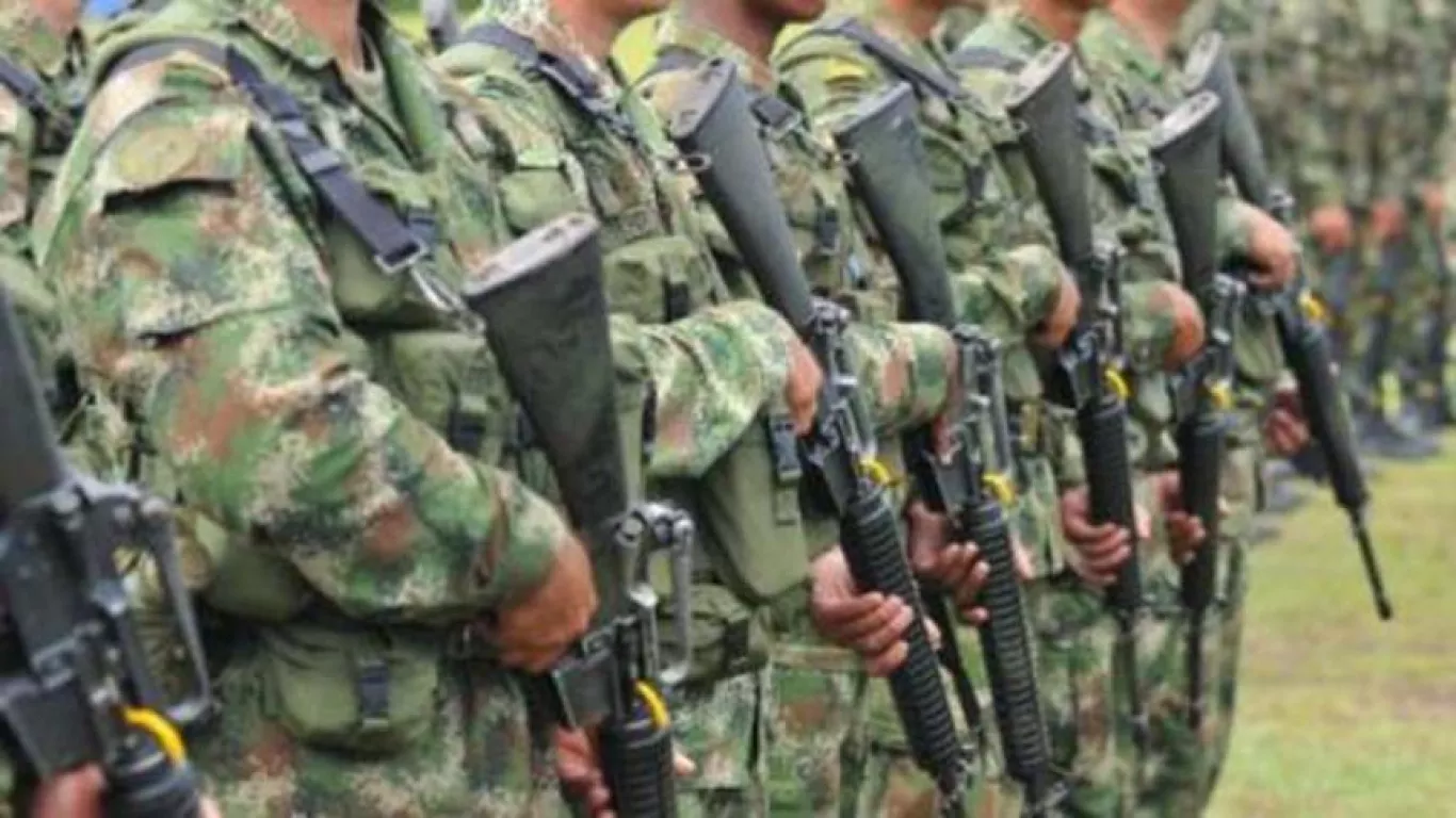 Después de llegar a un acuerdo entre las comunidades de la zona, el grupo de soldados que conformaban 180 militares estaban retenidos por campesinos cocaleros, fueron liberados. El grupo de soldados fueron dejados en manos de la comisión humanitaria, liderada por la Defensoría del Pueblo. Cabe recordar que los soldados pertenecientes a tres pelotones, habían sido retenidos por las comunidades desde el pasado martes, cuando los manifestantes exigían el cumplimiento de los acuerdos con el Gobierno en materia 