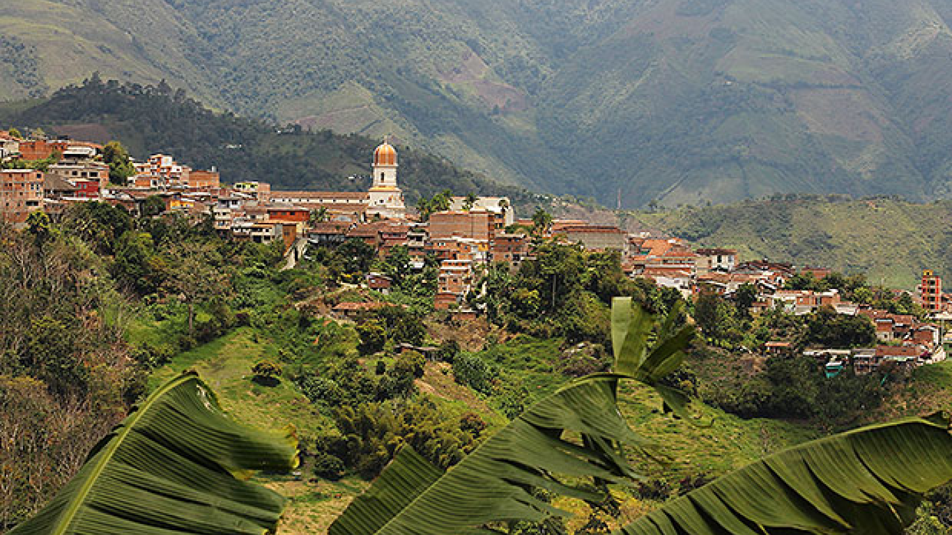 Un campesino y su hijo de 11 años fueron asesinados en Ituango, Antioquia