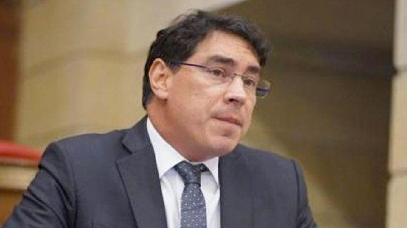 Corte mantiene proceso contra Álvaro Prada