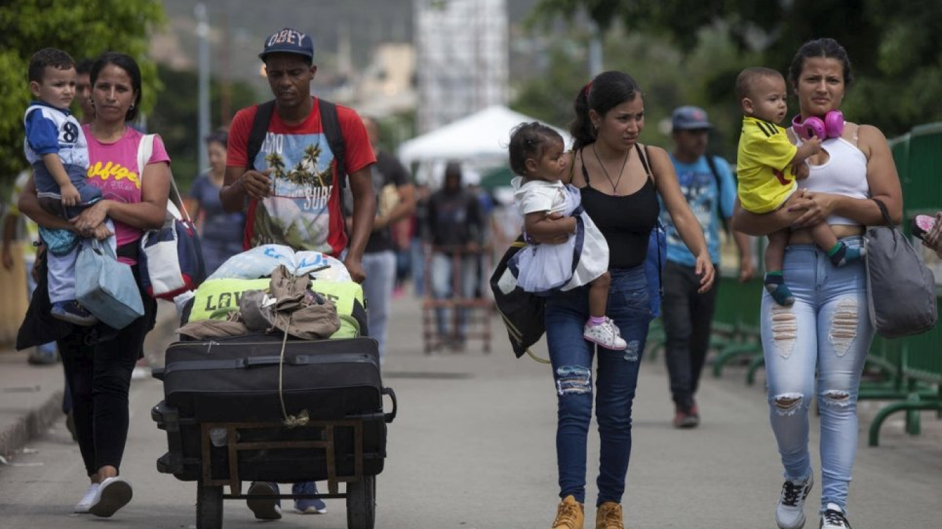 Cancillería estudia la posibilidad de recibir venezolanos deportados desde Estados Unidos
